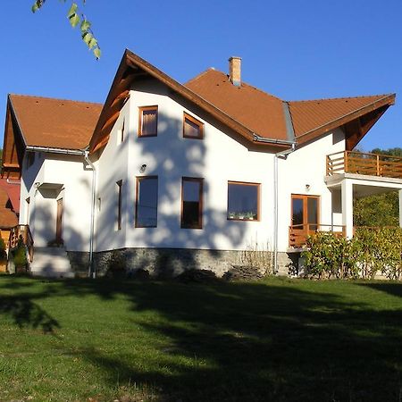 Hotel Casa Lacul Mierlei Sovata Esterno foto